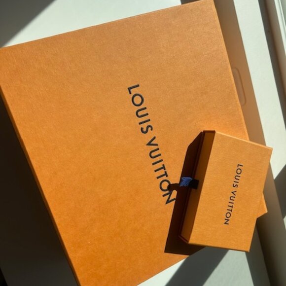 Set of 2 Louis Vuitton Boxes - Authentic Drawer Box Magnet Flip Top Box - Picture 10 of 10